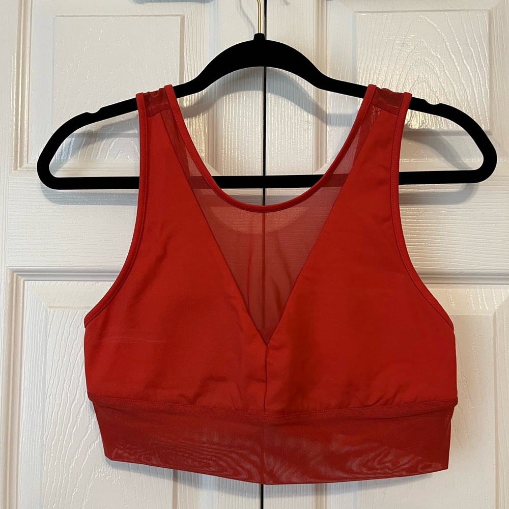 ALO Jubilee Yoga Sports Bra Size Medium